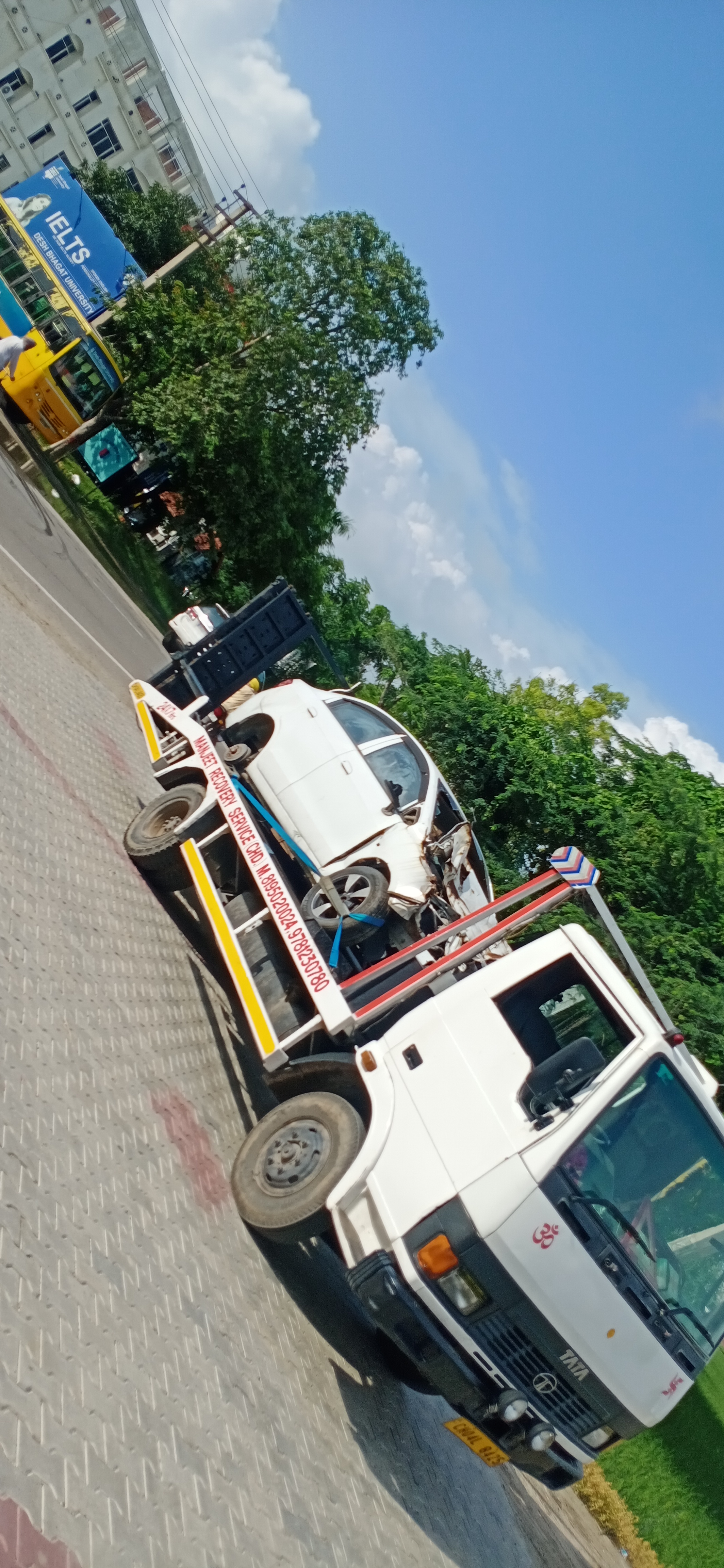 Flatbed Towing Service In Chandigarh  | Manjeet Towing Services | Best Flatbed Towing Service In Chandigarh, 7Top Flatbed Towing Service In Chandigarh, 24 Hour Flatbed Towing Service In Chandigarh, Flatbed Towing Service near me, Flatbed Towing Service In Mohali  - GL76240